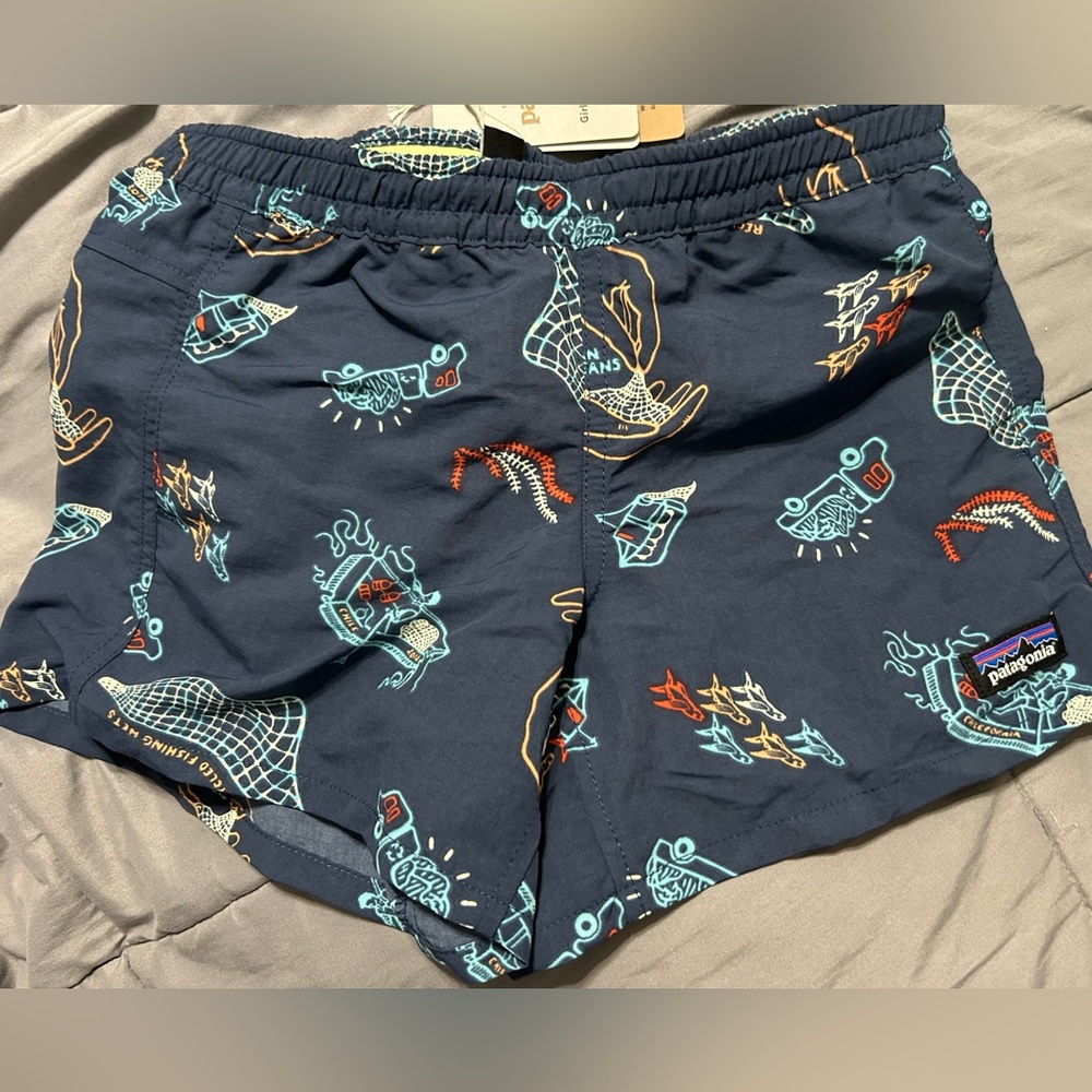 NWT PATAGONIA Girls “Clean Currents Baggies Shorts” size L (12) Tidepool blue